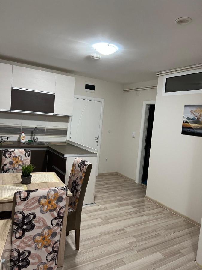 Apartmani Vrla Vladičin Han Buitenkant foto
